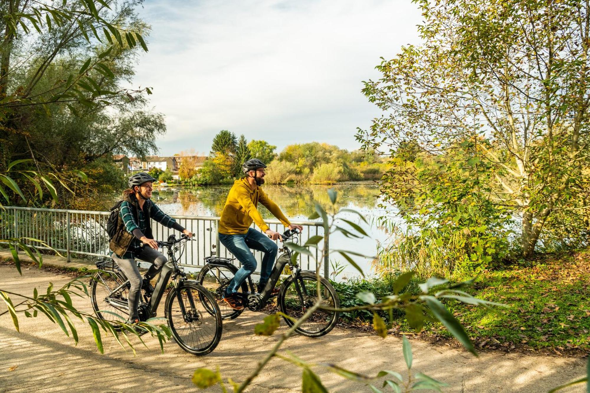 Ferienwohnung Rheinzabern - 4 Sterne Bagian luar foto